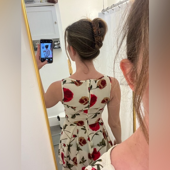 Floral Romper - Picture 6 of 15